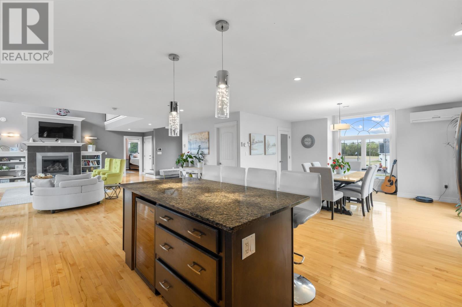 14 FAIRFAX DRIVE - 15