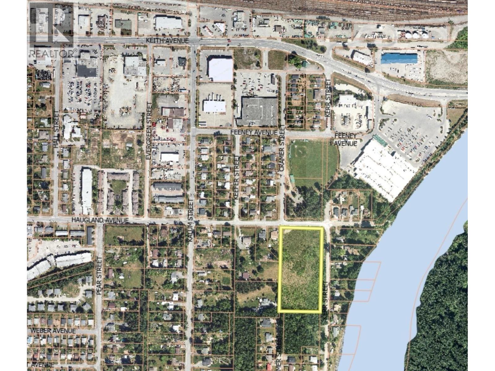  2611 KERR Street, Terrace