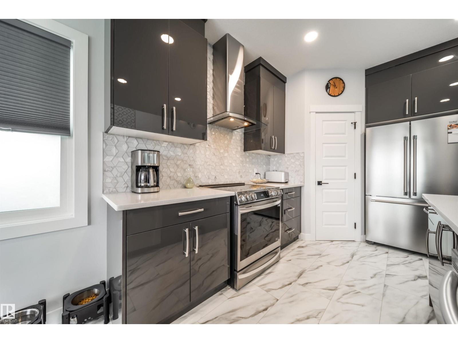 3514 49 AV, Beaumont