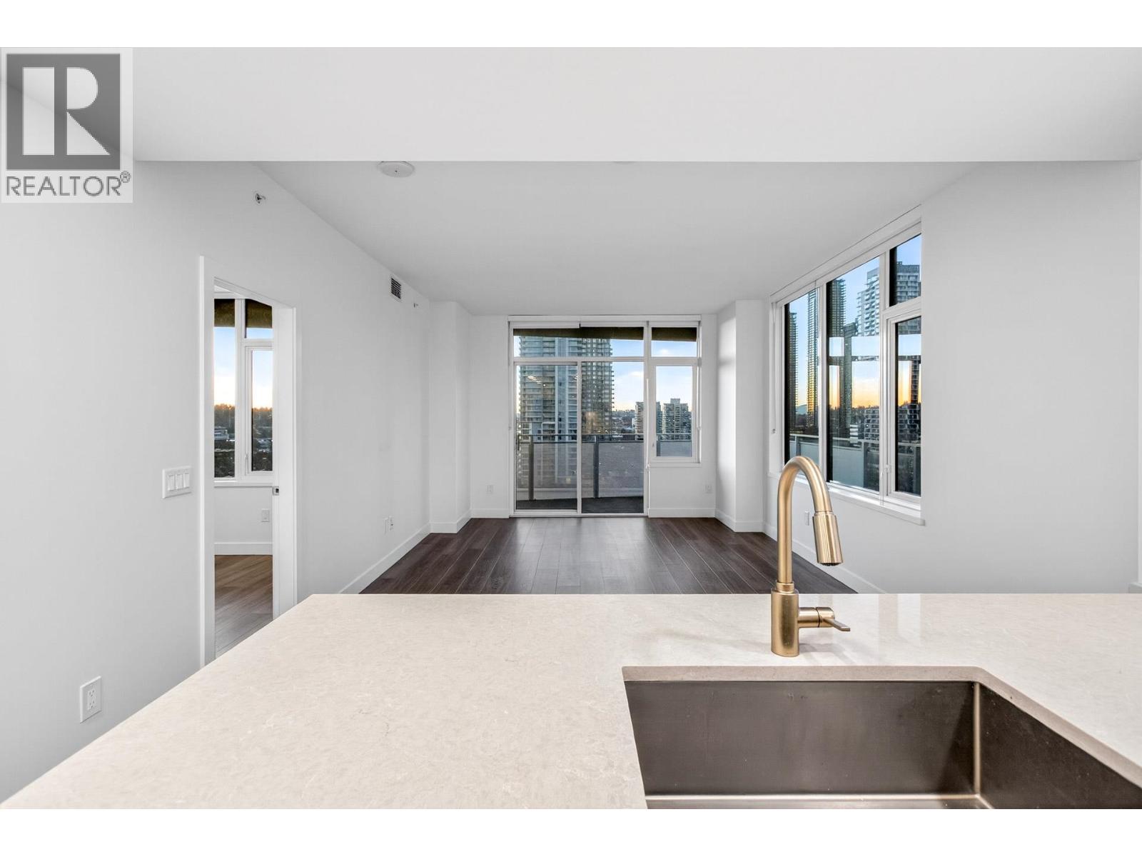 1107 4433 ALASKA STREET, Burnaby