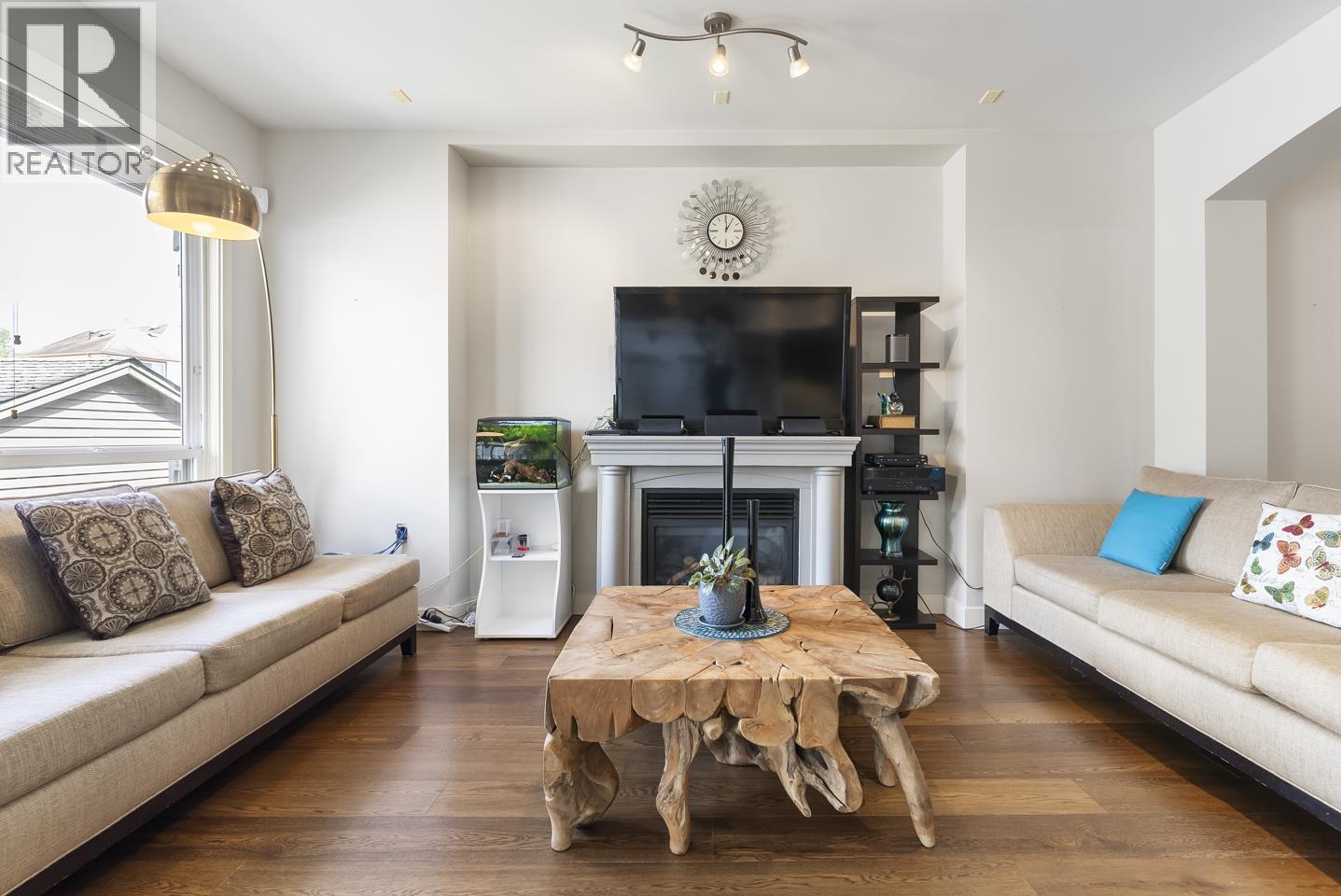 23359 KANAKA WAY — photo 13