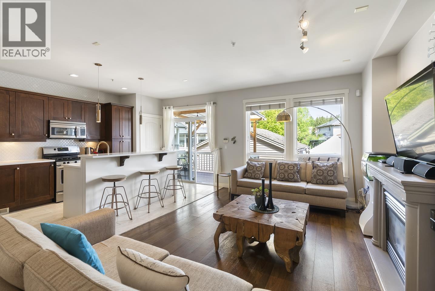 23359 KANAKA WAY — photo 10