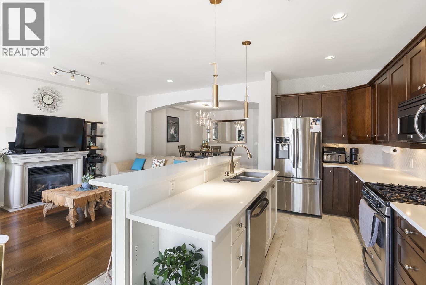 23359 KANAKA WAY — photo 15