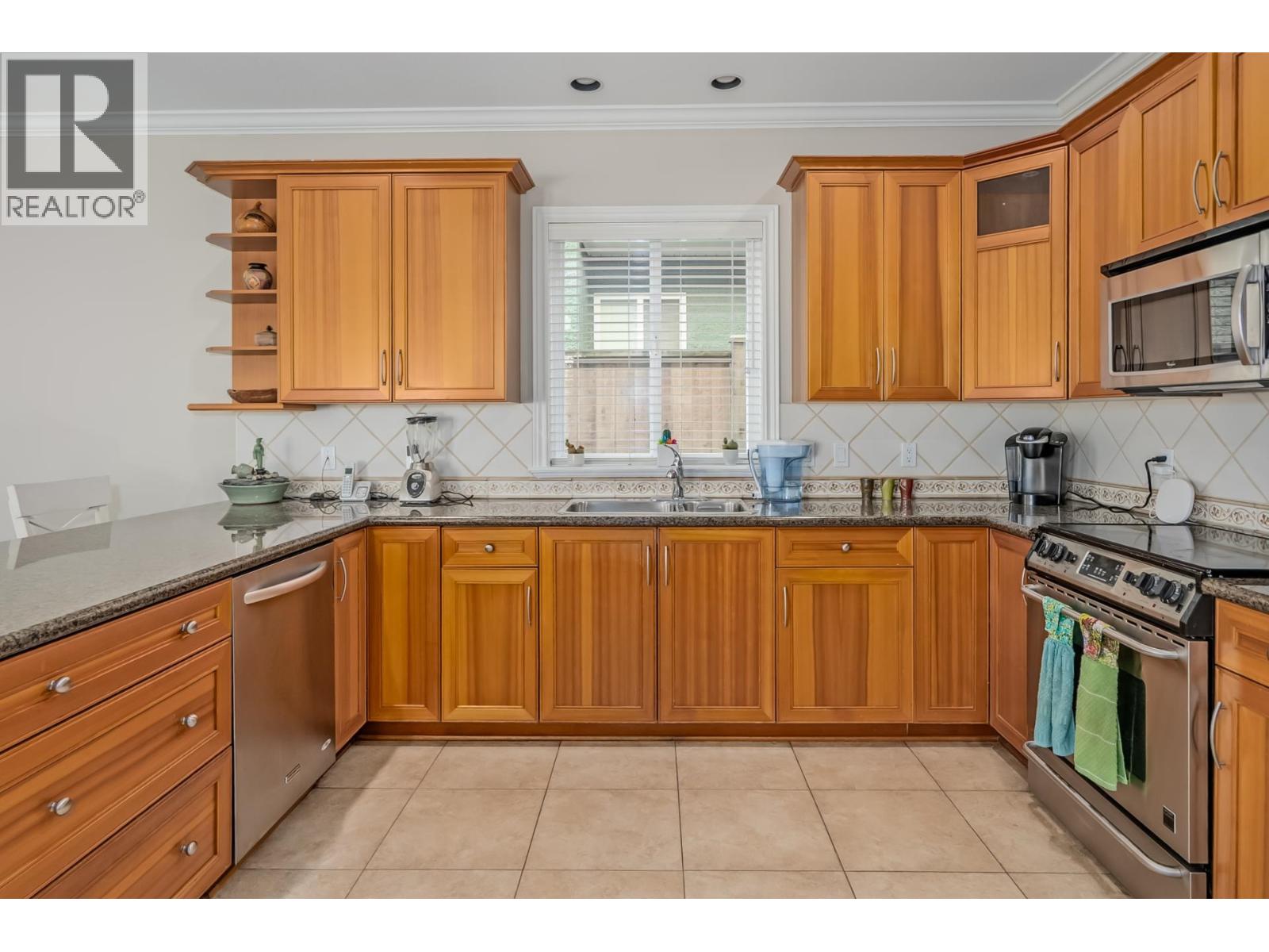 6128 DOVER ROAD, Richmond