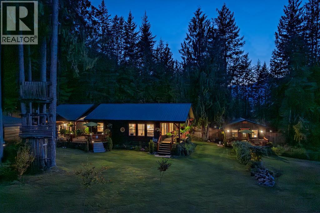 790 & 794 LEWIS Road, Harrop