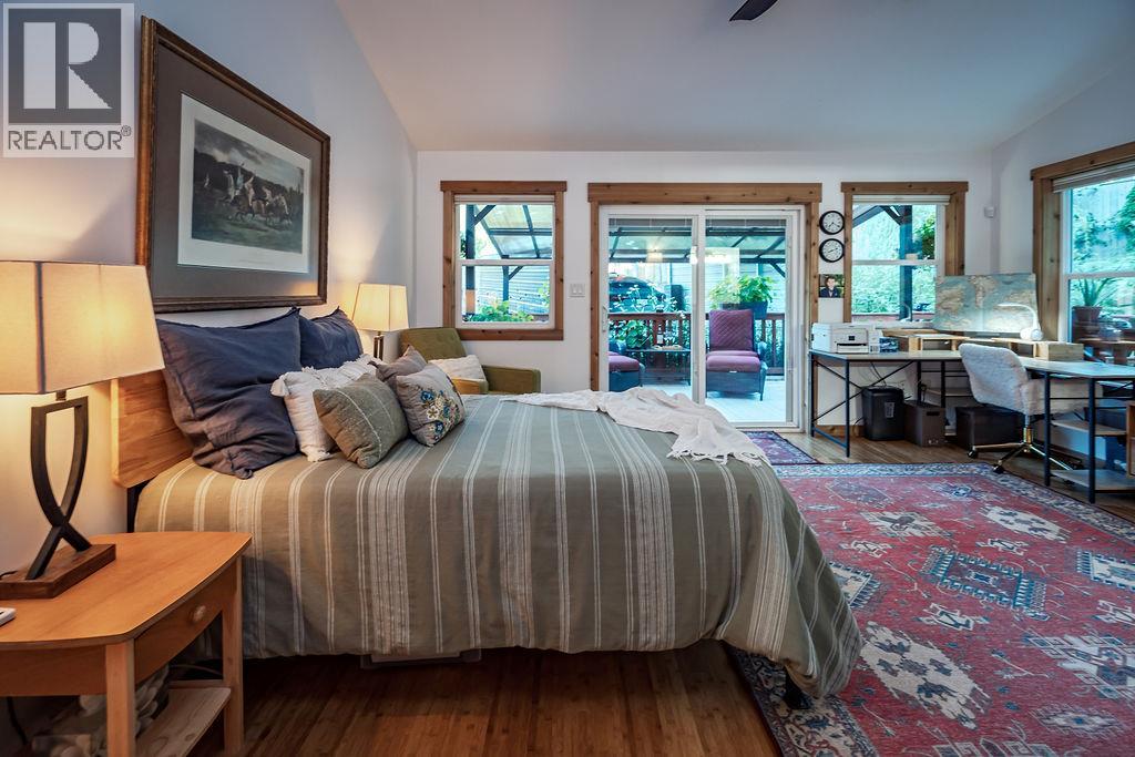 790 & 794 LEWIS Road, Harrop