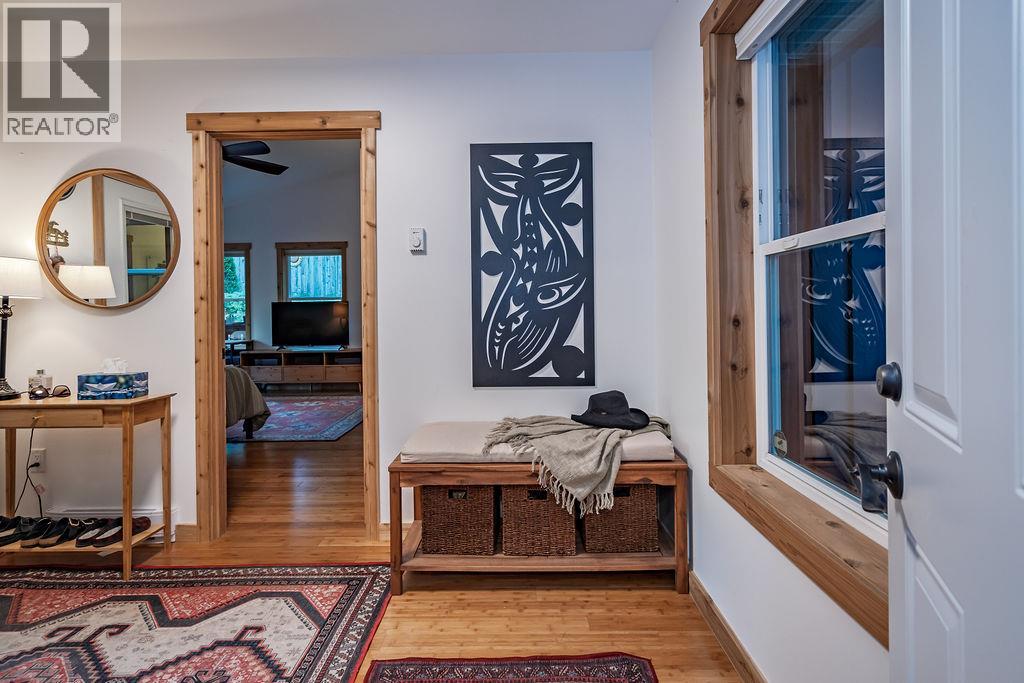 790 & 794 LEWIS Road, Harrop