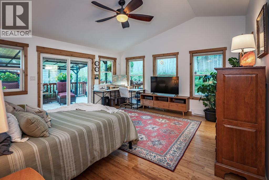 790 & 794 LEWIS Road, Harrop