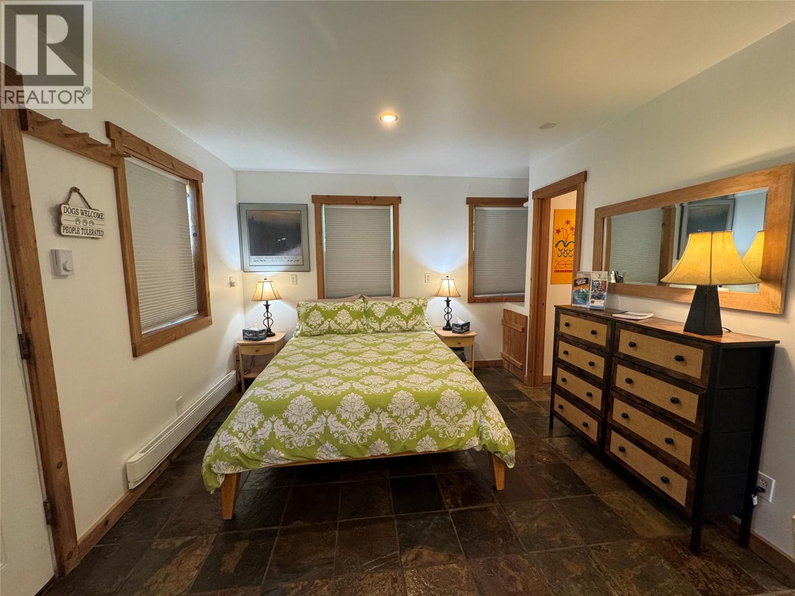 790 & 794 LEWIS Road, Harrop