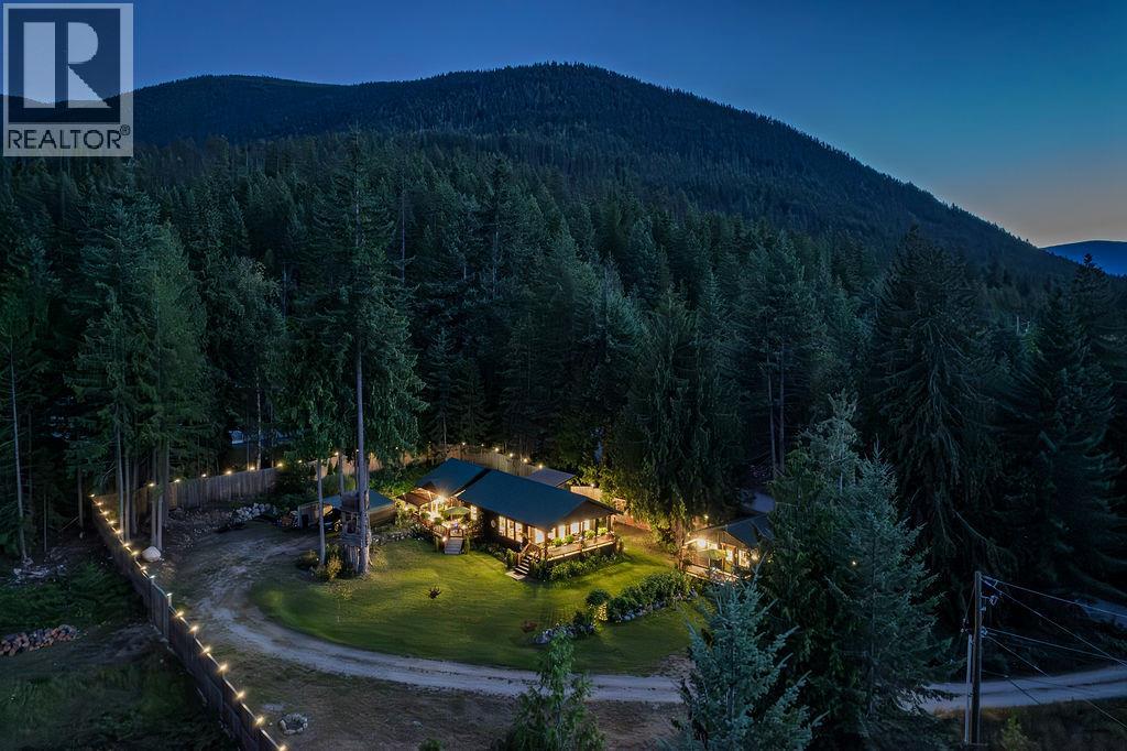 790 & 794 LEWIS Road, Harrop