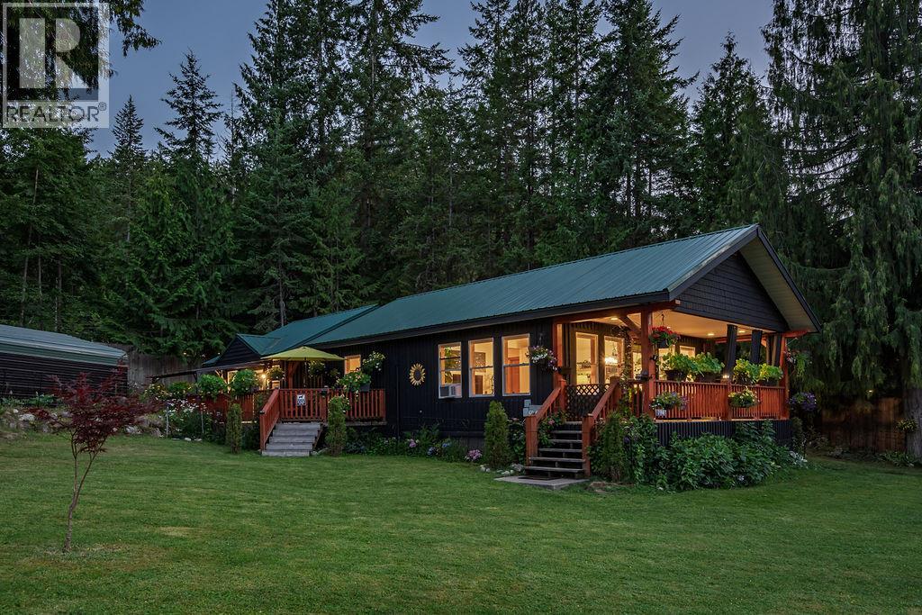 790 & 794 LEWIS Road, Harrop