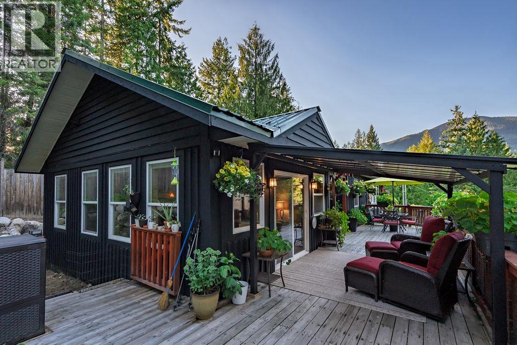 790 & 794 LEWIS Road, Harrop