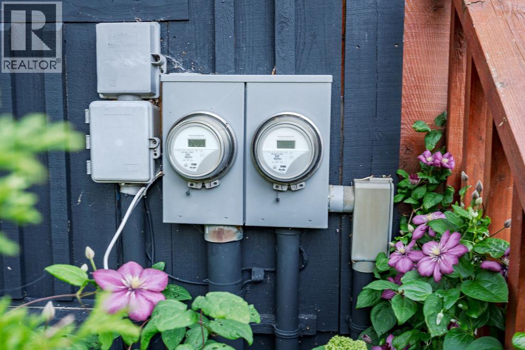 790 & 794 LEWIS Road, Harrop