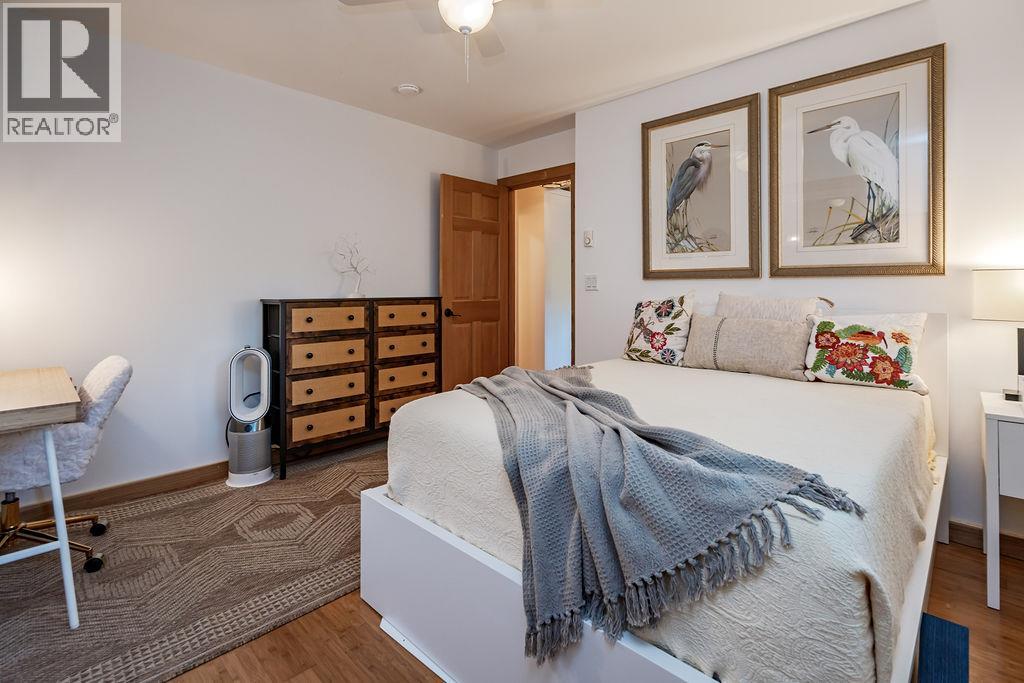 790 & 794 LEWIS Road, Harrop