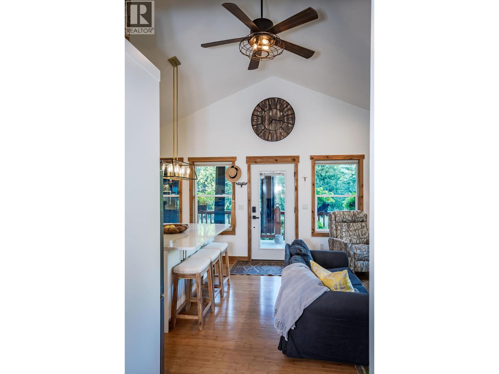 790 & 794 LEWIS Road, Harrop