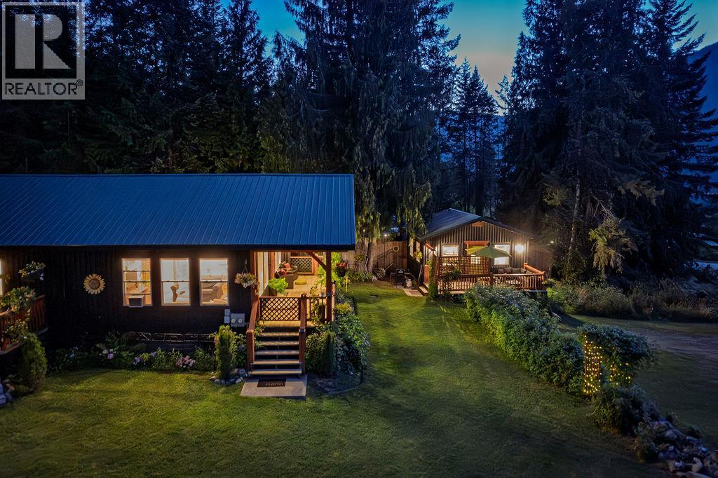 790 & 794 LEWIS Road, Harrop