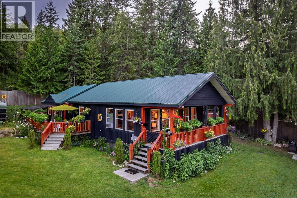 790 & 794 LEWIS Road, Harrop