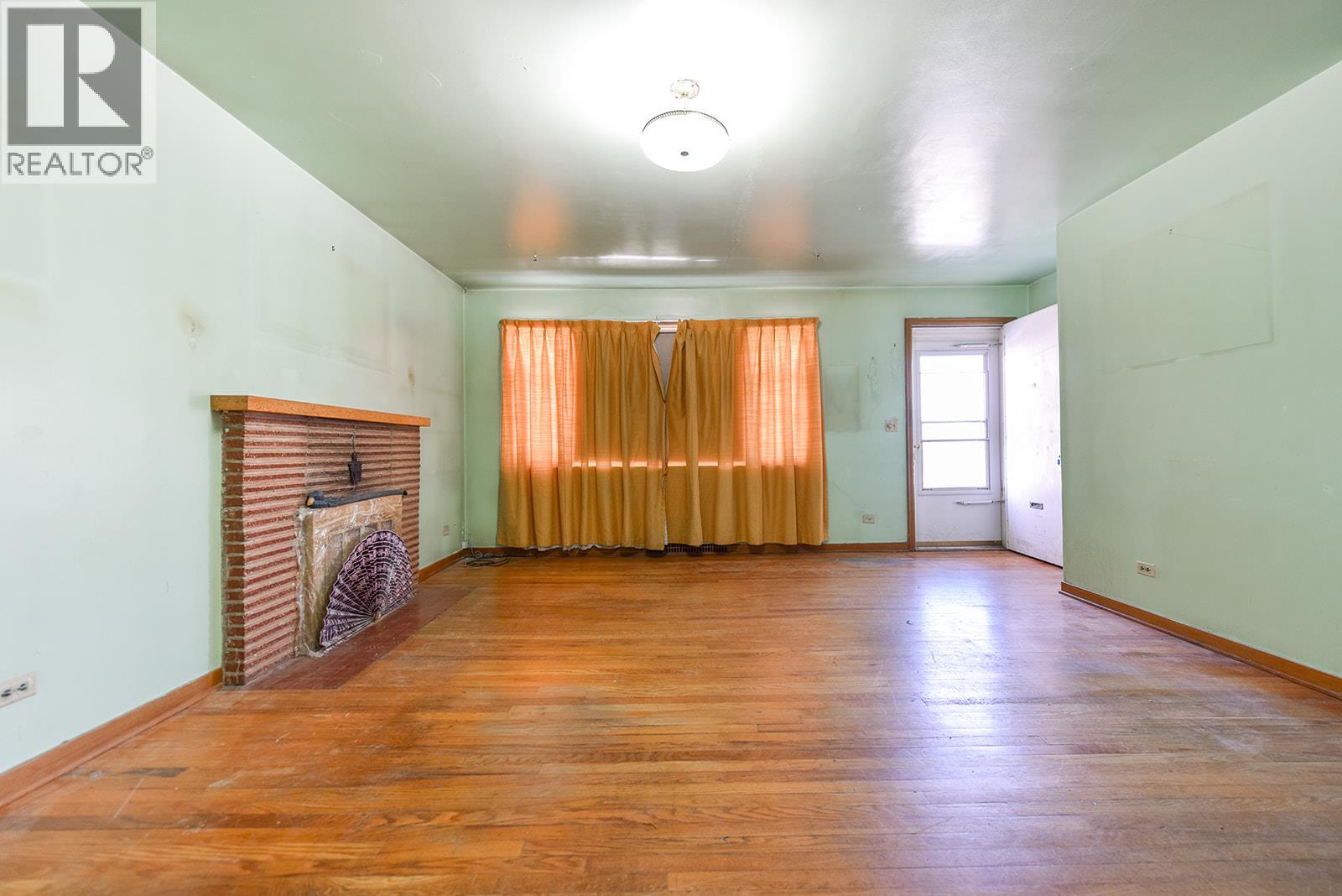 130 Jermyn Avenue, Penticton