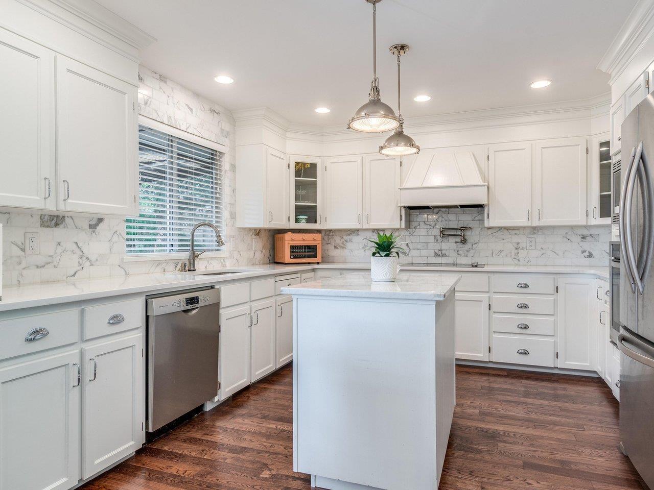 10753 HAZEL COURT, Surrey