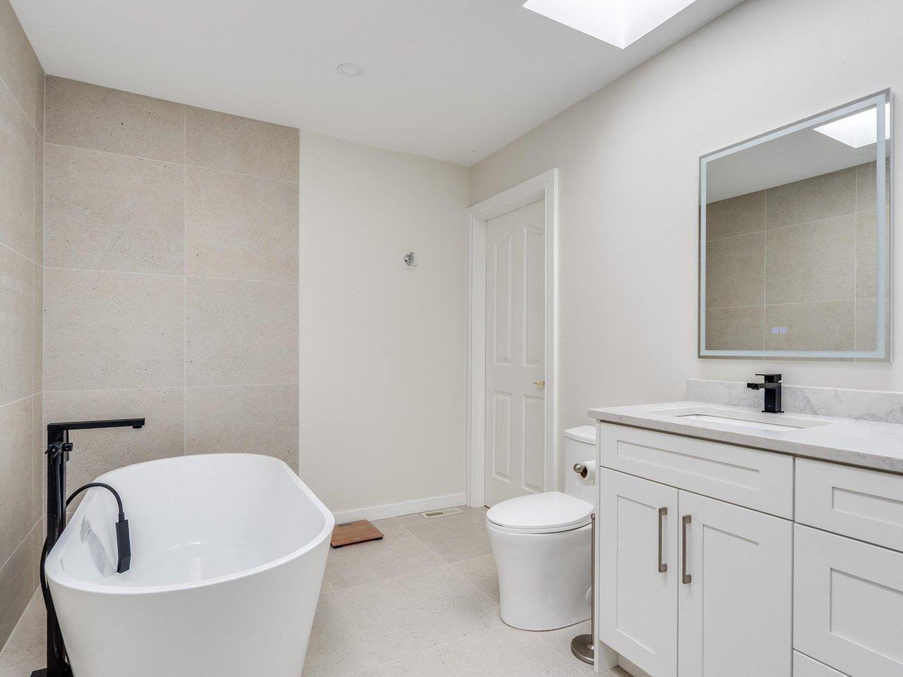 10753 HAZEL COURT, Surrey