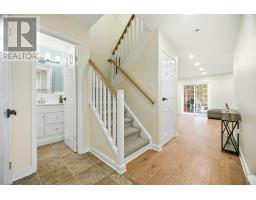 405 Maplegrove Avenue, Bradford West Gwillimbury, ON L3Z1V8 Photo 10