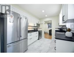 405 Maplegrove Avenue, Bradford West Gwillimbury, ON L3Z1V8 Photo 12
