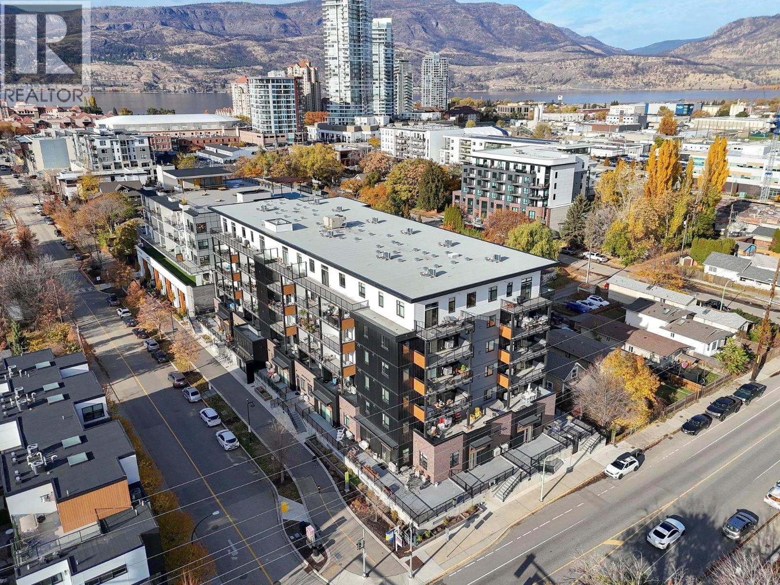 311 660 Cawston Avenue, Kelowna