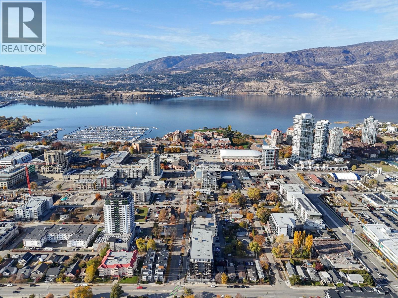311 660 Cawston Avenue, Kelowna