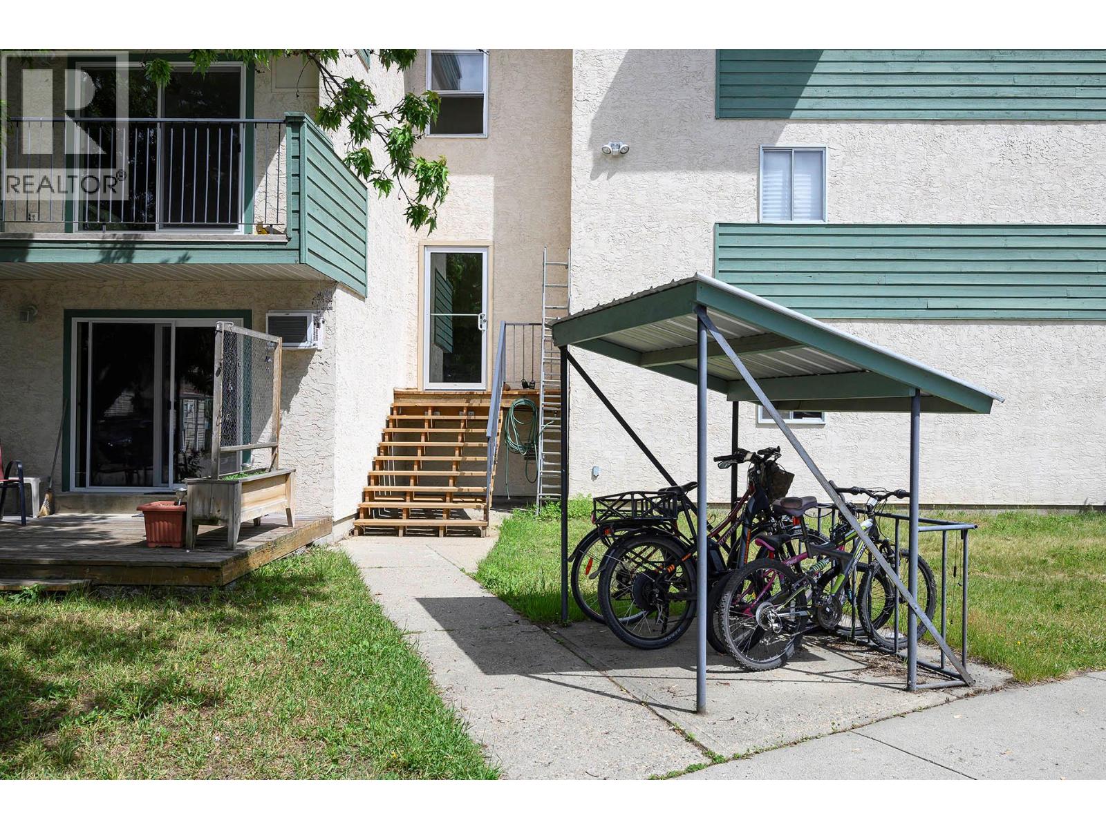 #16 245 Park Drive - 30