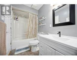 405 Maplegrove Avenue, Bradford West Gwillimbury, ON L3Z1V8 Photo 30