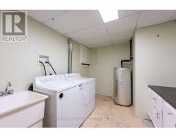 405 Maplegrove Avenue, Bradford West Gwillimbury, ON L3Z1V8 Photo 32
