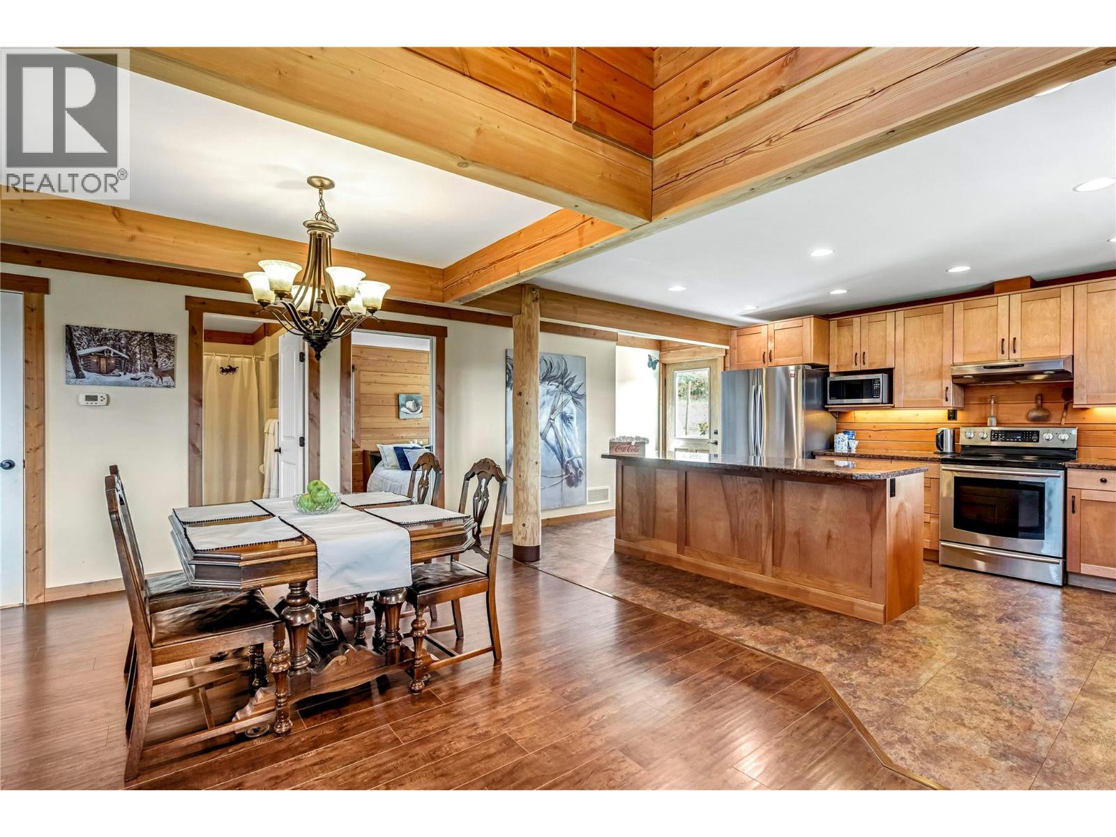 9371 6 Highway - 12