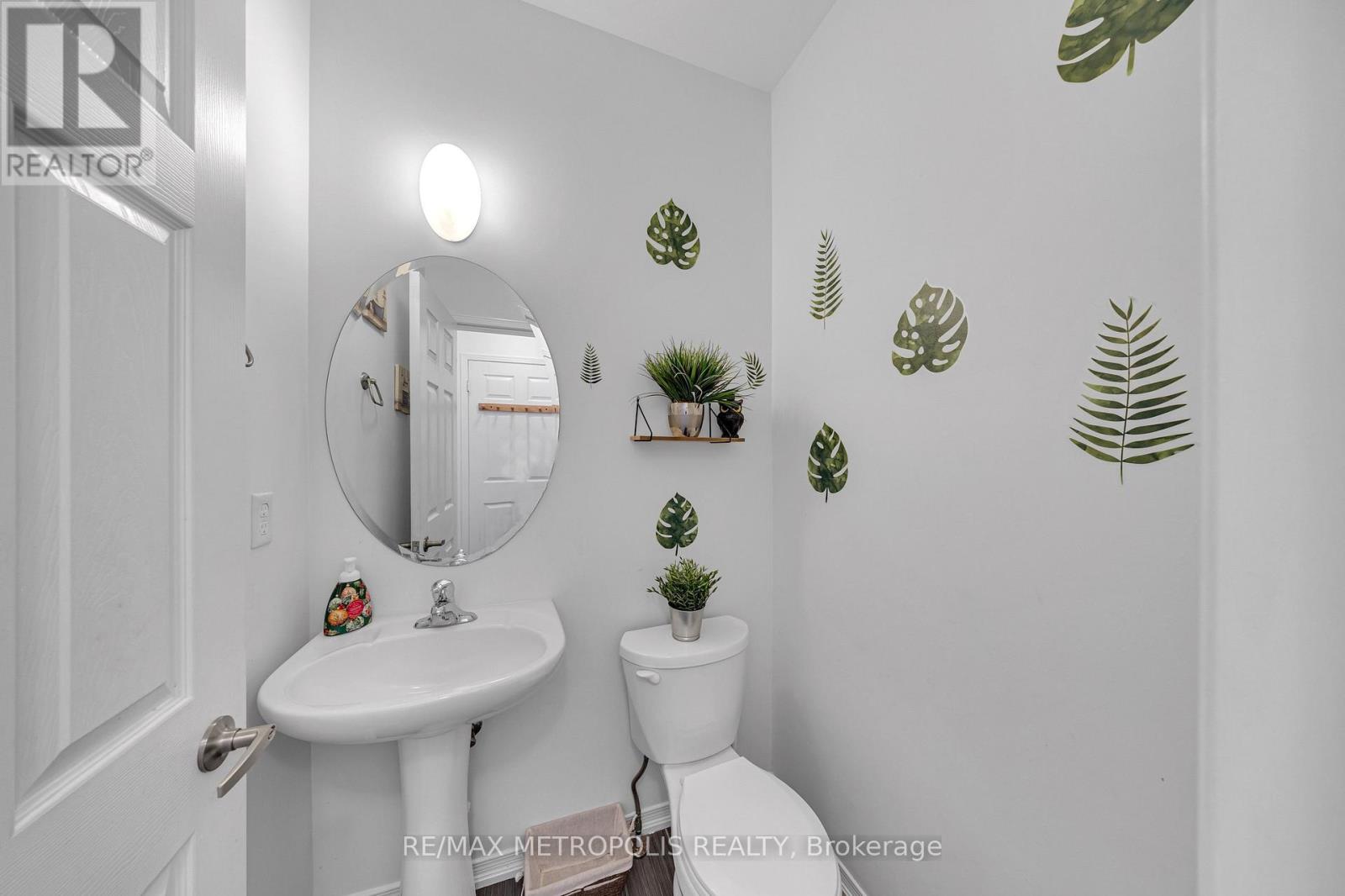 118 CAUTHERS CRESCENT - 5