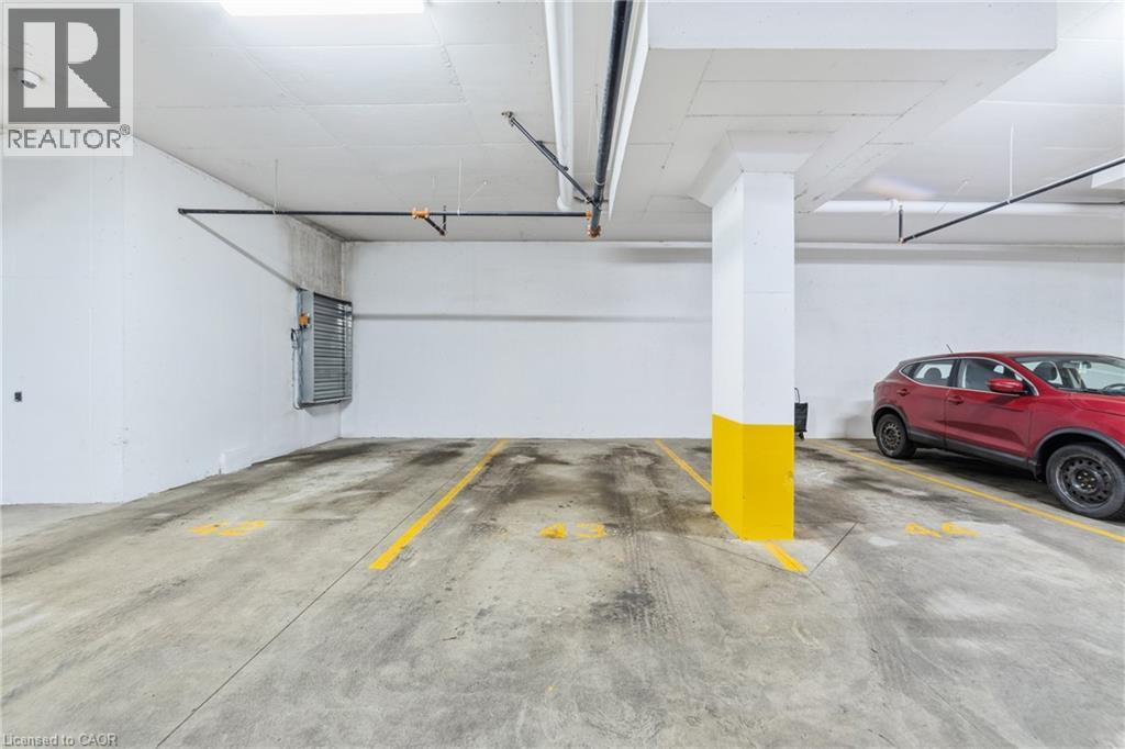#302 2750 KING STREET - 29