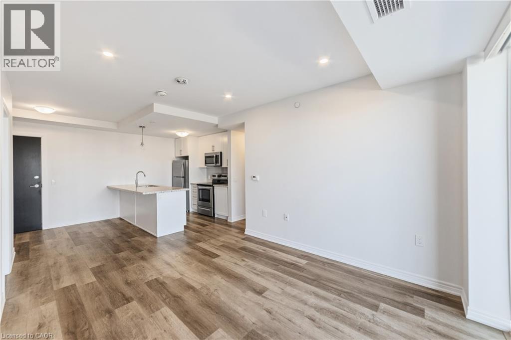 #302 2750 KING STREET - 6
