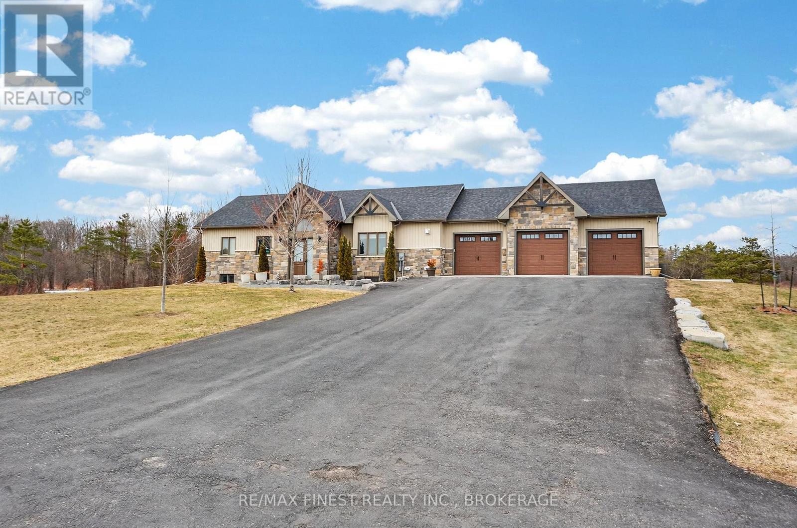 3266 HARROWSMITH ROAD