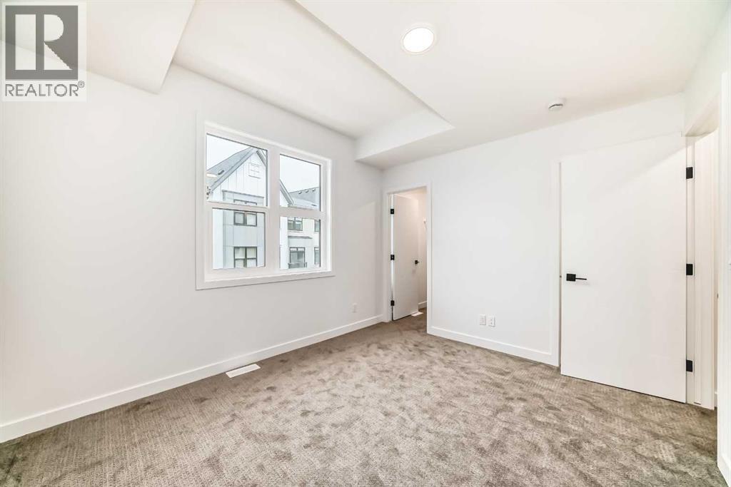 
          30 Rochester View Northwest
            <br/>
            <span>Calgary</span>
            , 
            <span>AB</span>
             <span>T3L0M8</span>
         - Photo 20