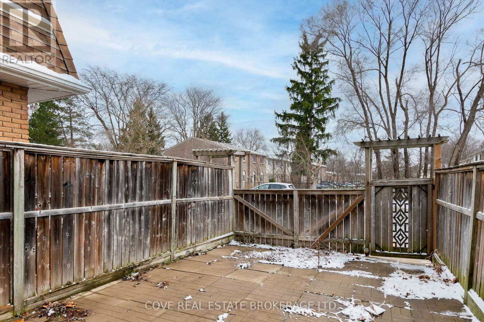 892 NOTRE DAME DRIVE Property Photo