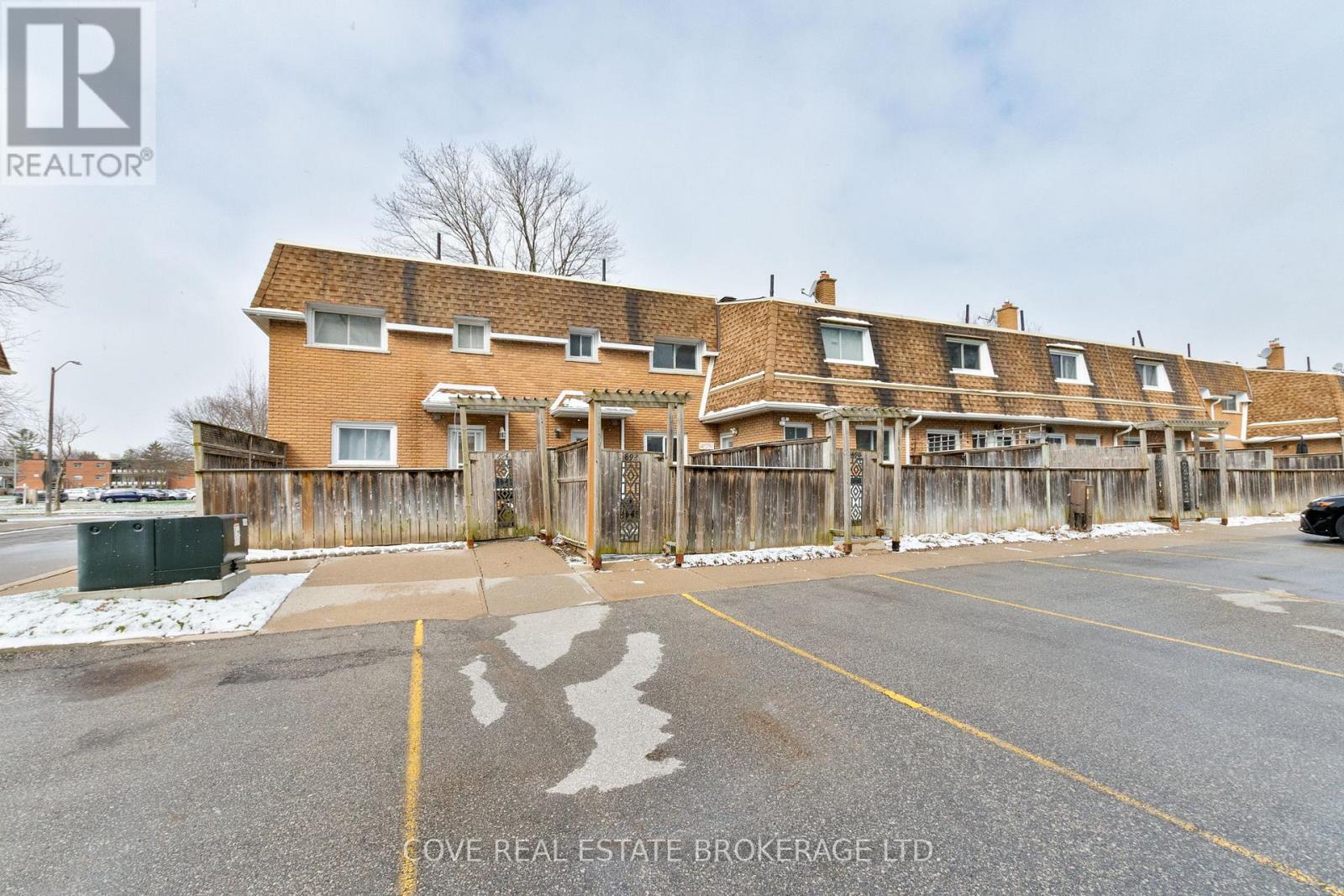 892 NOTRE DAME DRIVE Property Photo