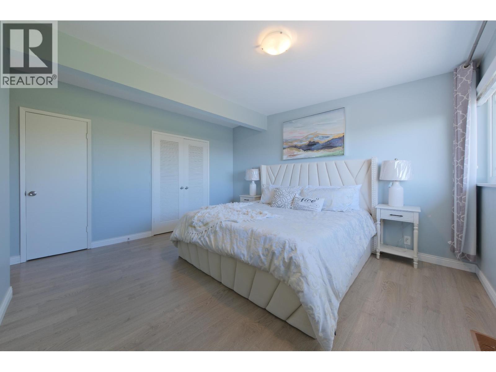 2365 QUEENS AVENUE, West Vancouver