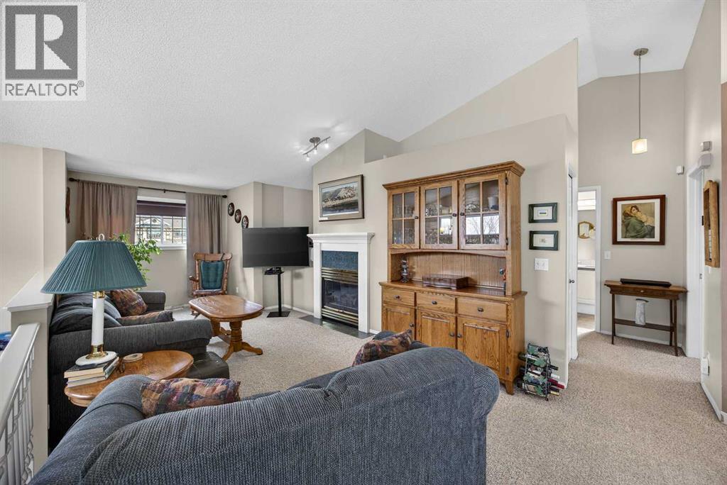 466 Douglas Glen Boulevard SE, Calgary, Alberta