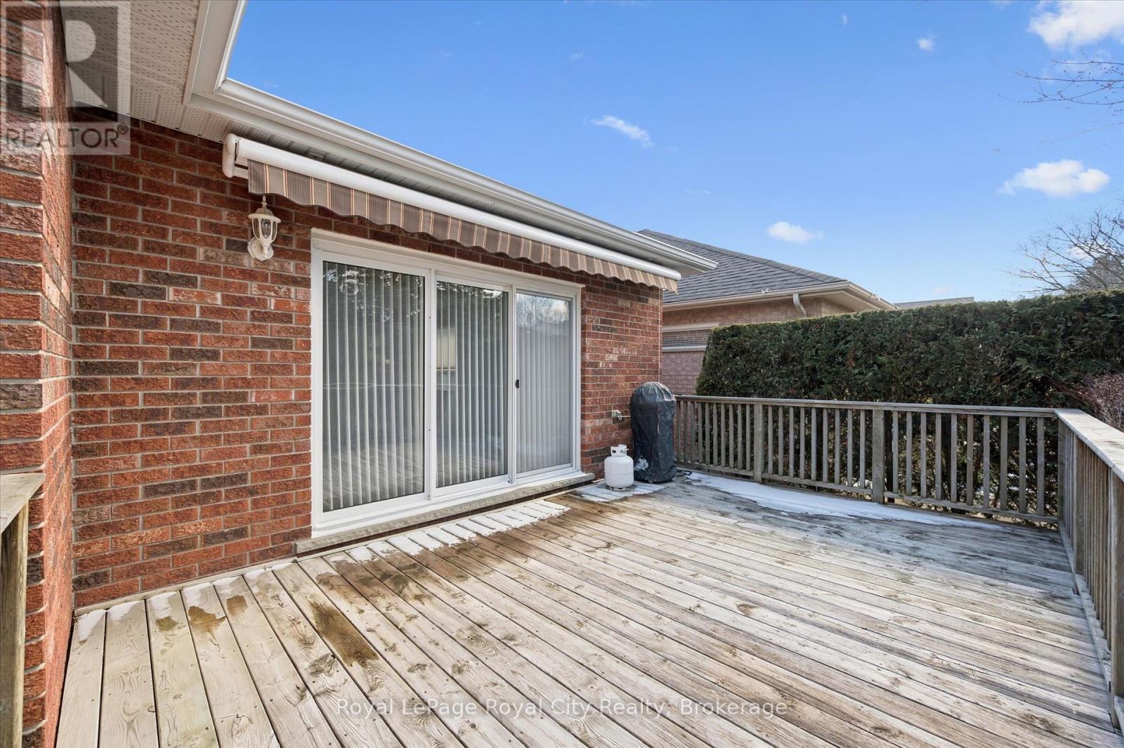 68 BASSWOOD DRIVE - 25