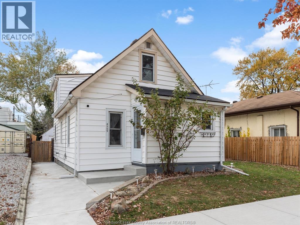 2509 ALEXIS ROAD - 1