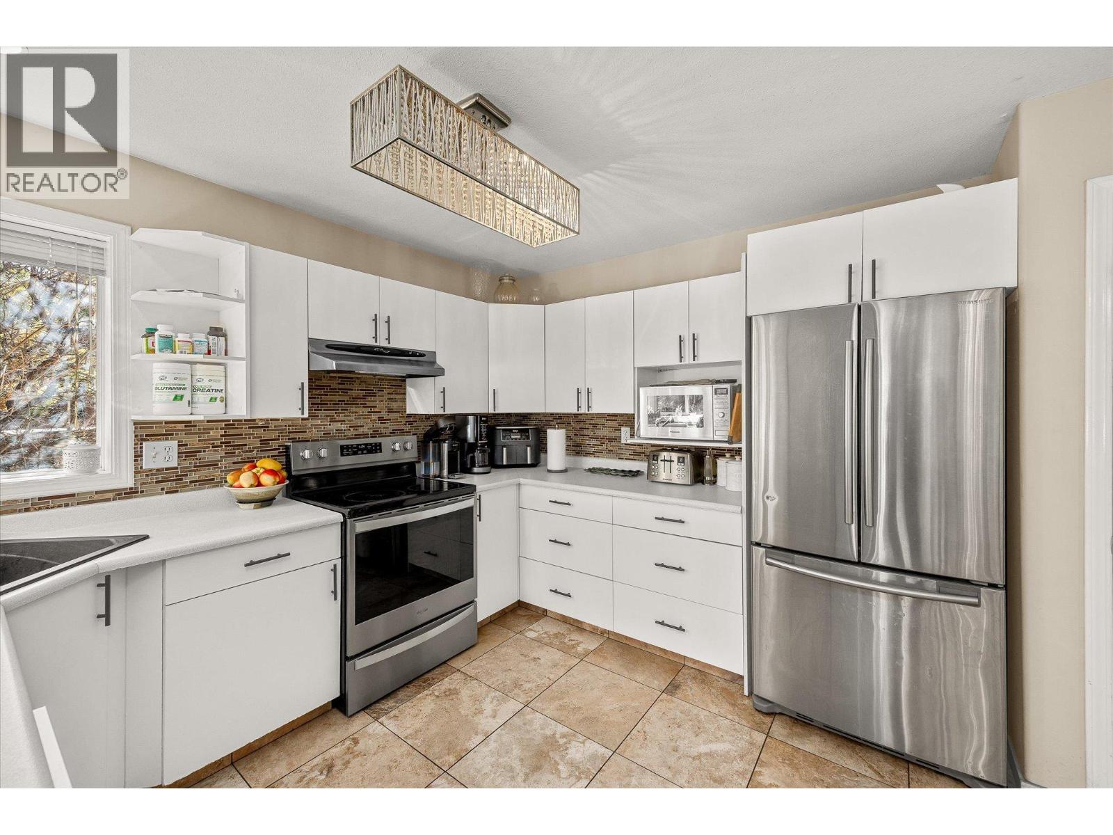  144 Wyndham Crescent, Kelowna