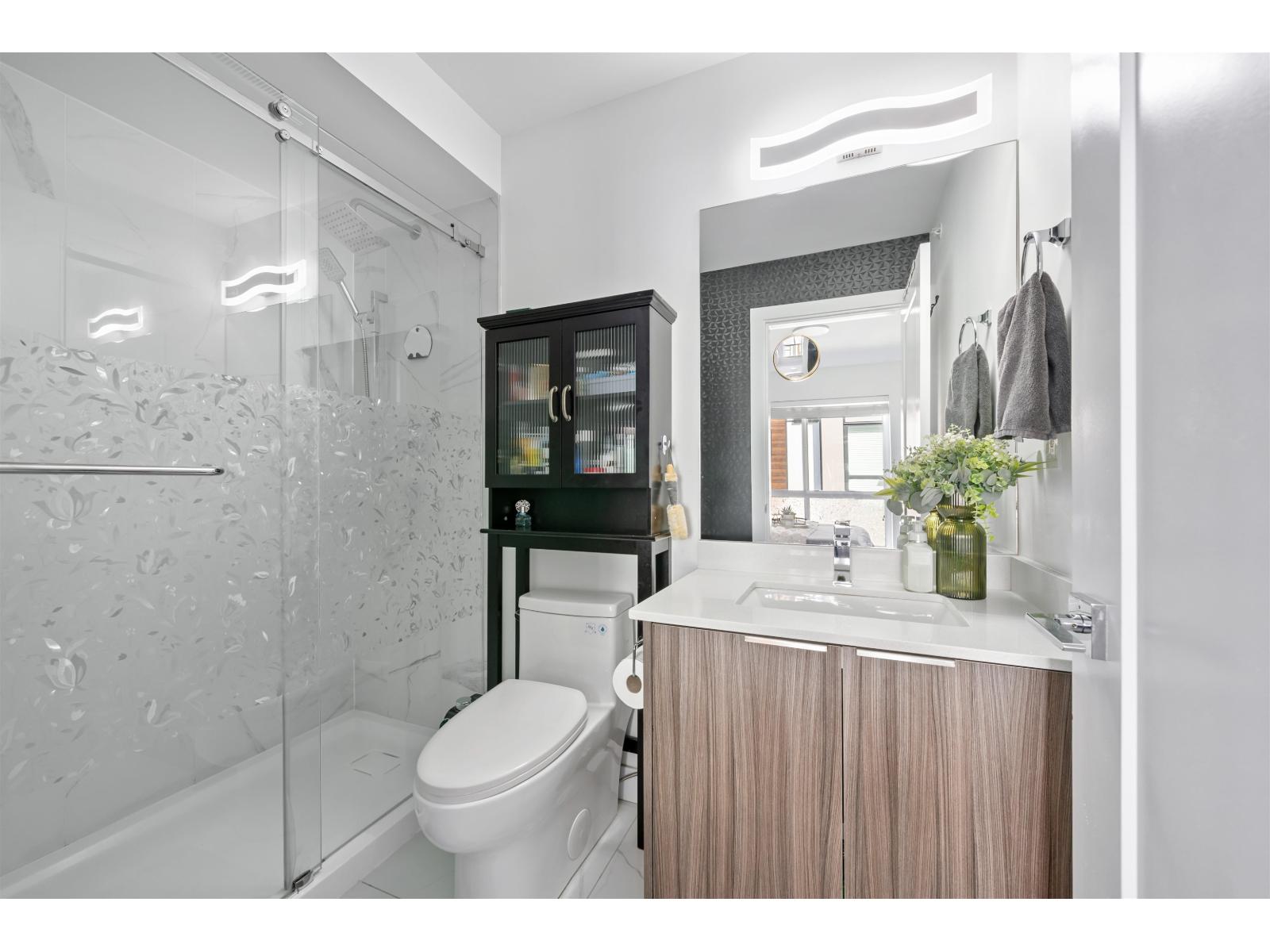 49 19760 55 AVENUE, Langley