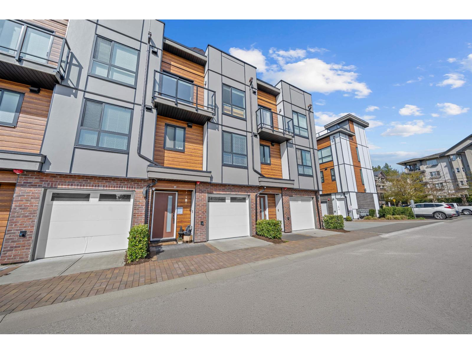 49 19760 55 AVENUE, Langley