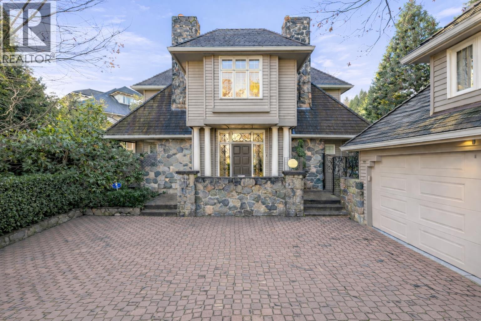 1248 TECUMSEH AVENUE, Vancouver