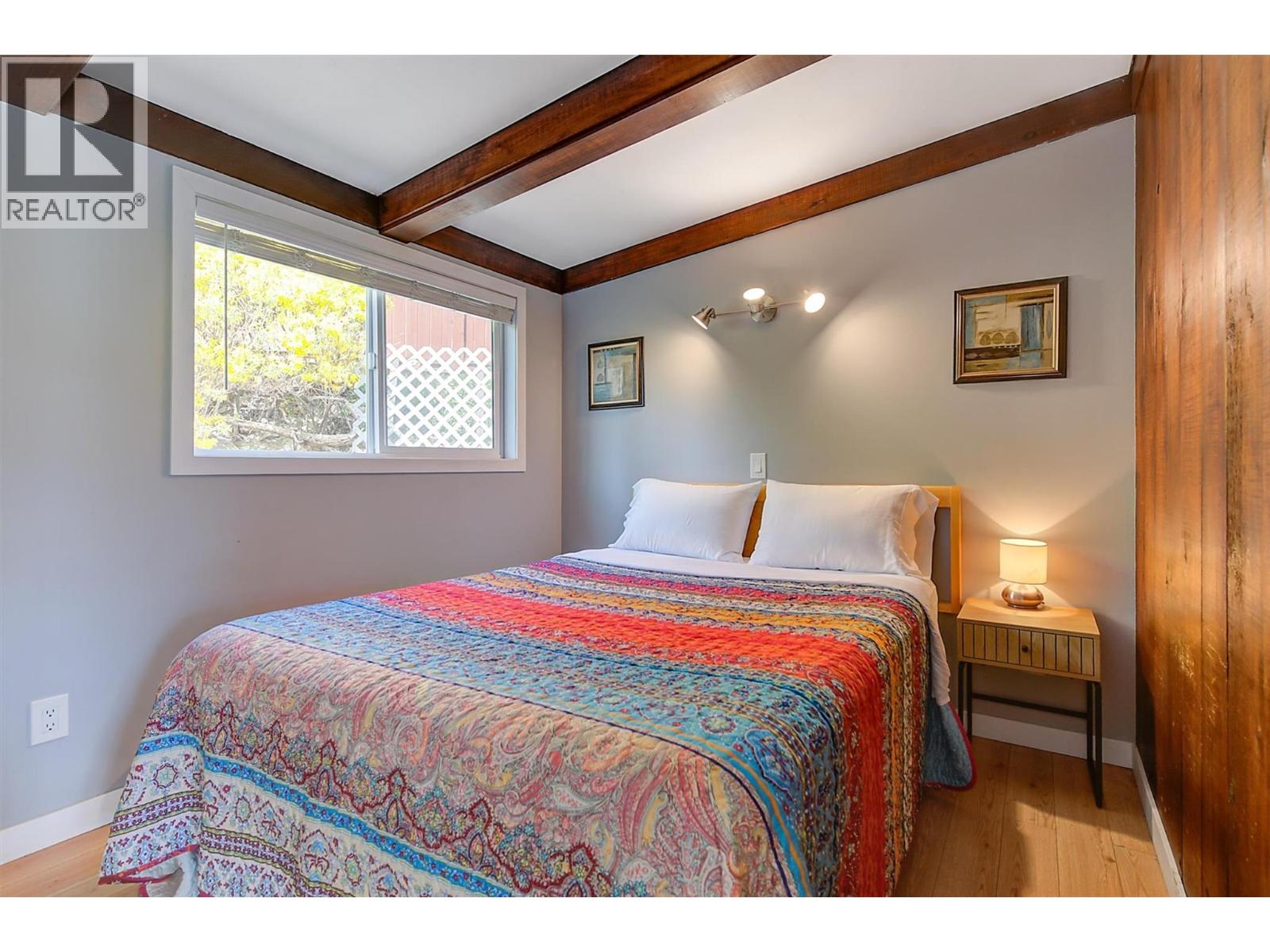 11 3701 Beach Avenue, Peachland