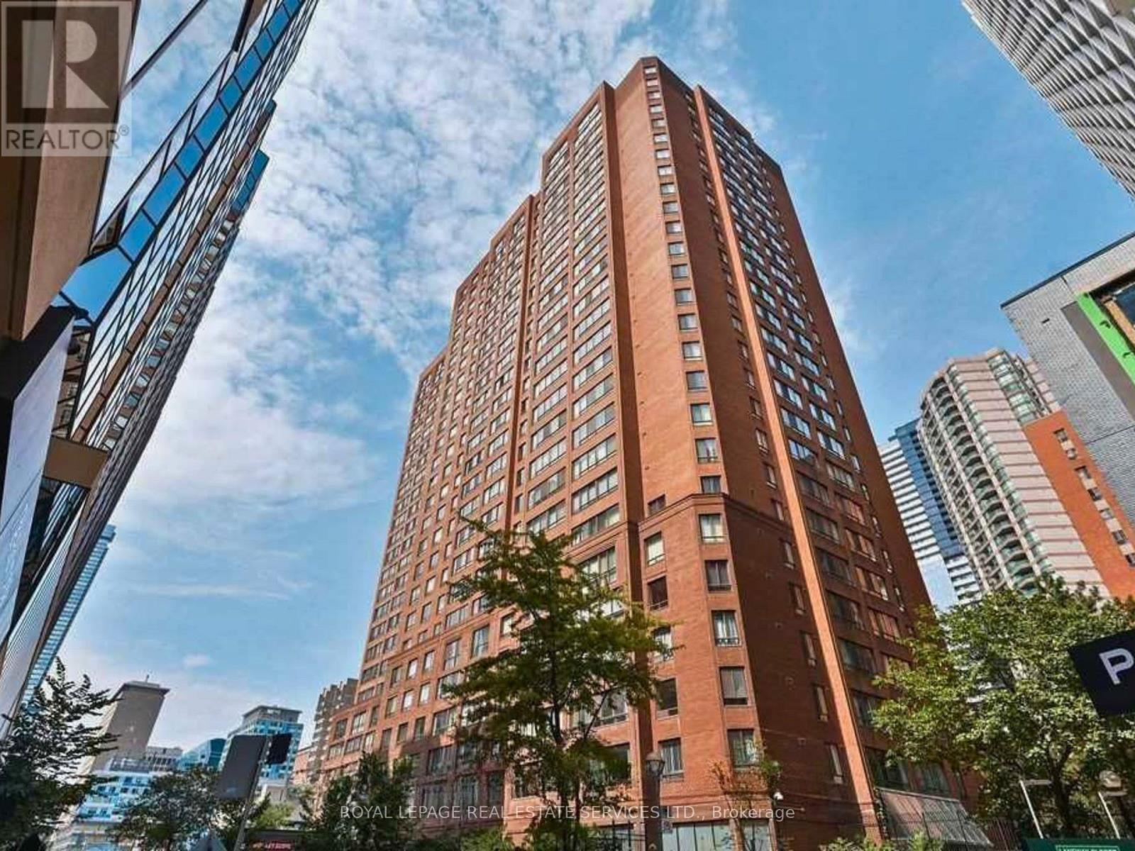 1910 - 633 BAY STREET