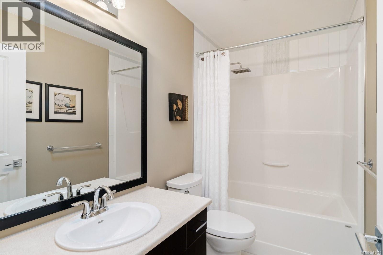 3019 Dornier Rd, Langford